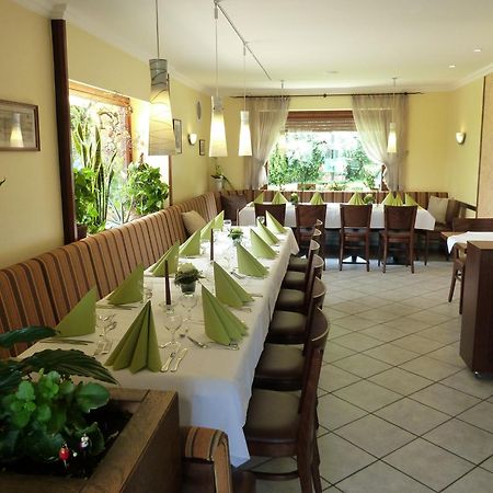 Rheingoldschaenke Hotel Oberwesel Buitenkant foto