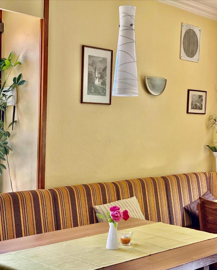 Rheingoldschaenke Hotel Oberwesel Buitenkant foto
